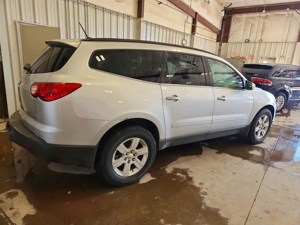 2012 CHEVROLET TRAVERSE LT  