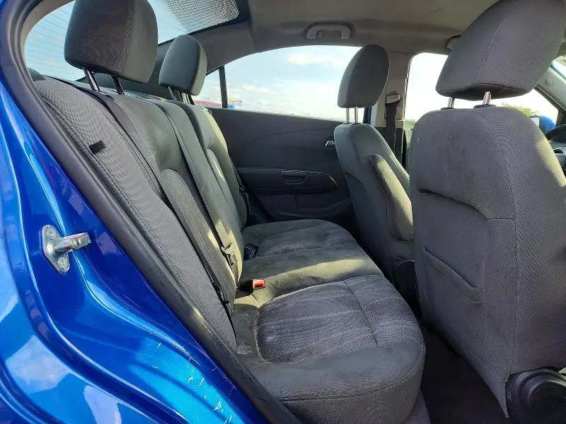 2016 CHEVROLET SONIC LT  
