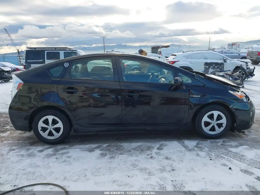 2014 TOYOTA PRIUS THREE