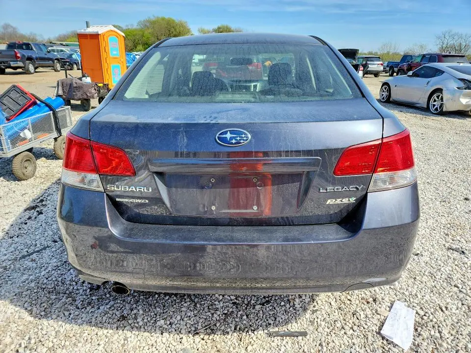 2011 SUBARU LEGACY 2.5I  