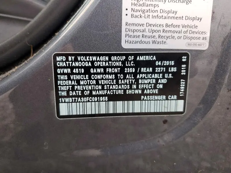 2015 VOLKSWAGEN PASSAT SE  