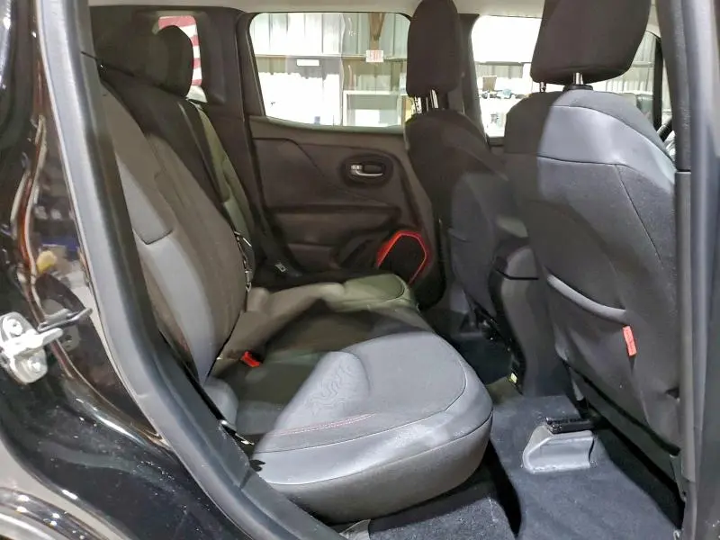 2015 JEEP RENEGADE TRAILHAWK  