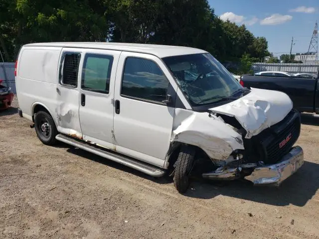 2017 GMC SAVANA G2500  