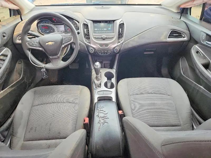 2017 CHEVROLET CRUZE LT  