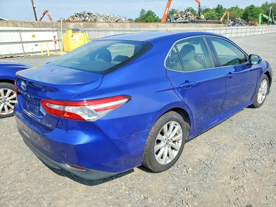 2018 TOYOTA CAMRY LE  