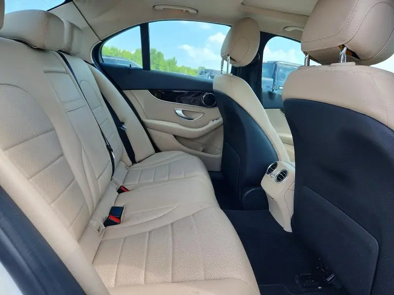 2019 MERCEDES-BENZ C 300  