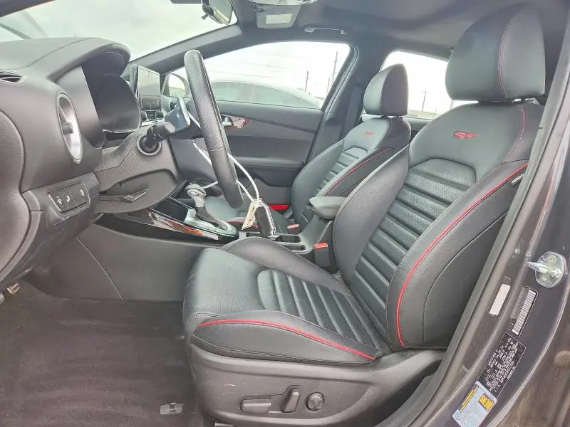 2023 KIA FORTE GT  