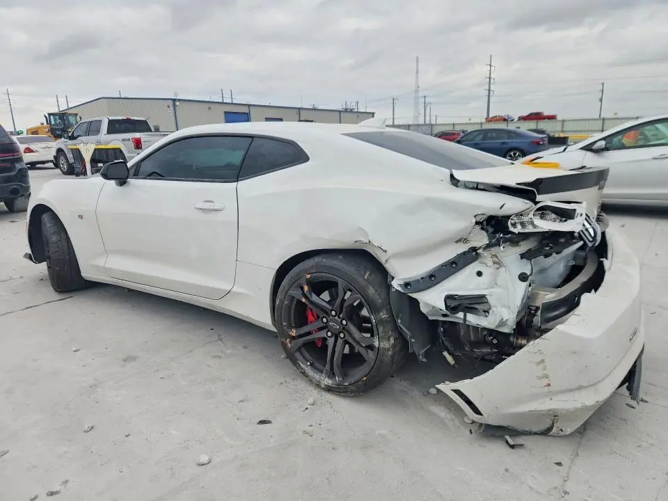 2022 CHEVROLET CAMARO LT1  