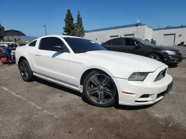 2013 FORD MUSTANG