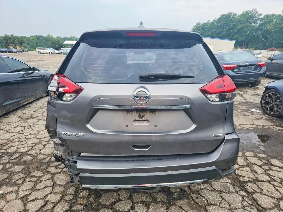 2017 NISSAN ROGUE S  