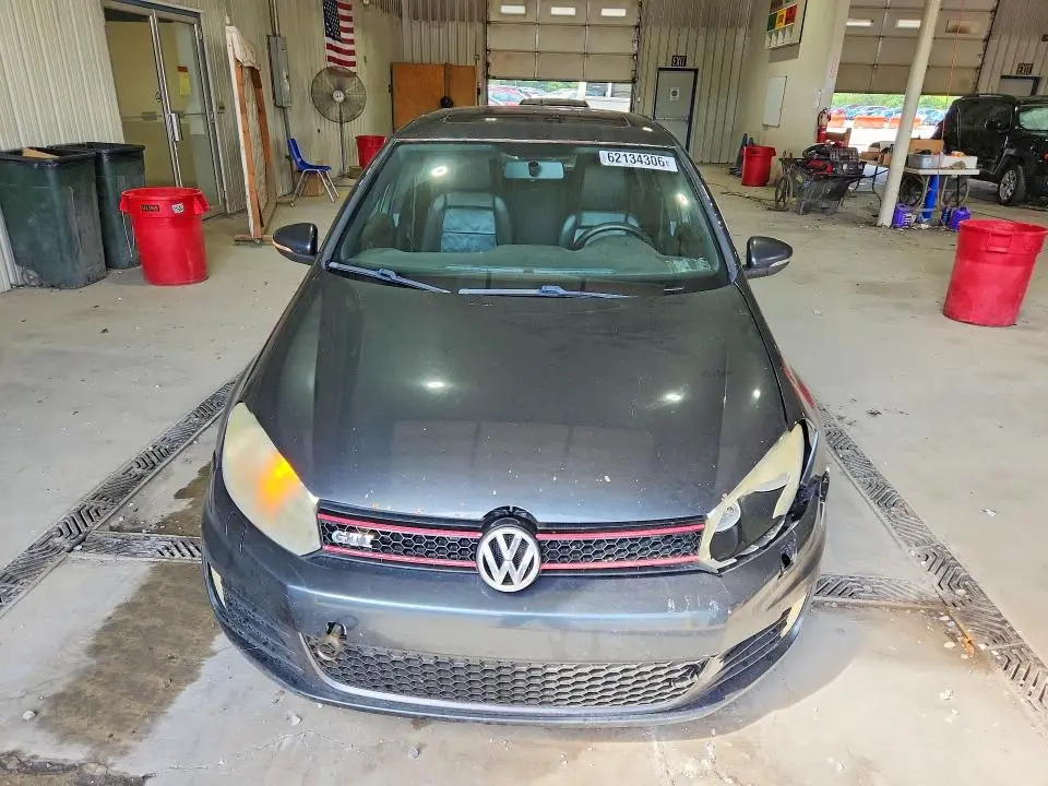 2010 VOLKSWAGEN GTI   