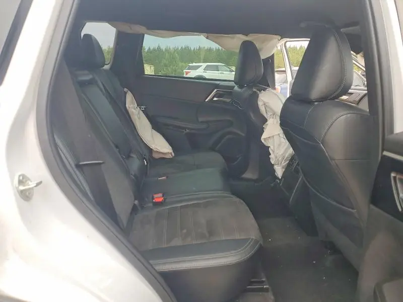 2023 MITSUBISHI OUTLANDER SE  