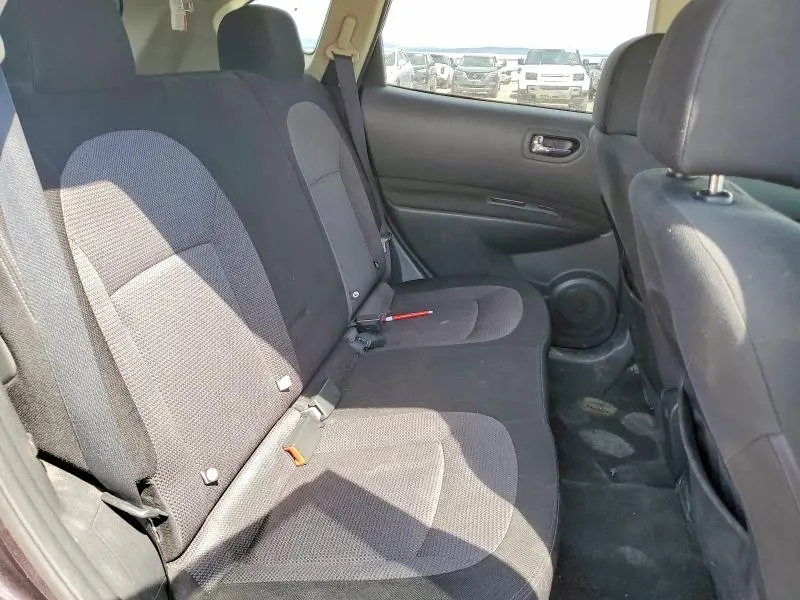2012 NISSAN ROGUE S  