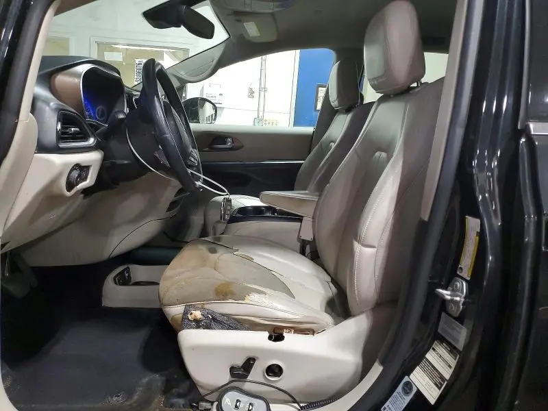 2017 CHRYSLER PACIFICA TOURING L PLUS  