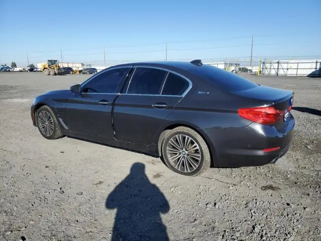 2018 BMW 530E   