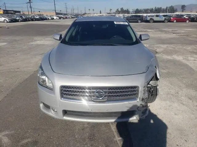 2011 NISSAN MAXIMA S  