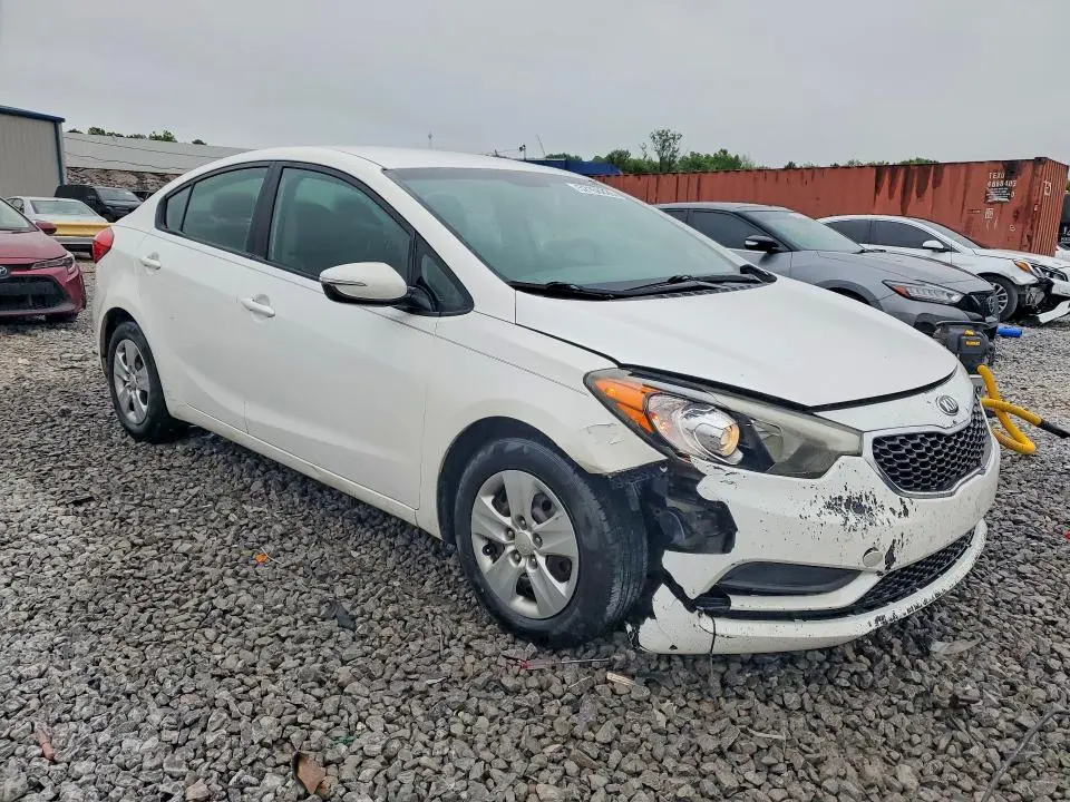 2016 KIA FORTE LX  