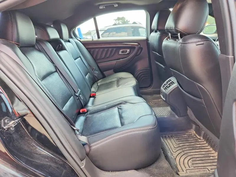 2017 FORD TAURUS LIMITED  