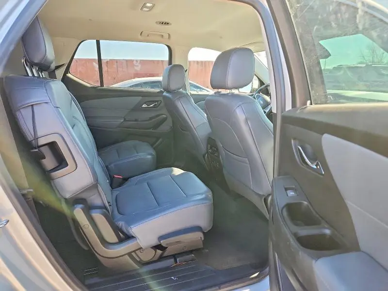 2018 CHEVROLET TRAVERSE LT  