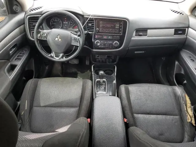 2017 MITSUBISHI OUTLANDER SE  