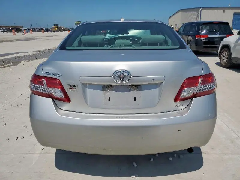 2010 TOYOTA CAMRY BASE  