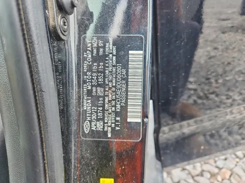 2013 HYUNDAI ACCENT SE  