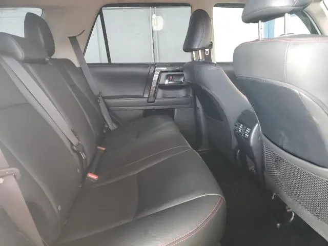 2021 TOYOTA 4RUNNER VENTURE  