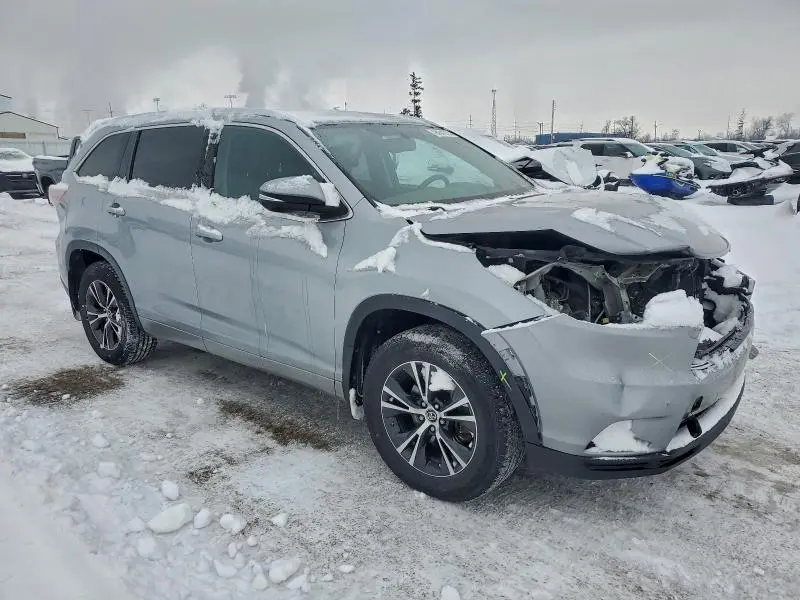 2016 TOYOTA HIGHLANDER XLE  