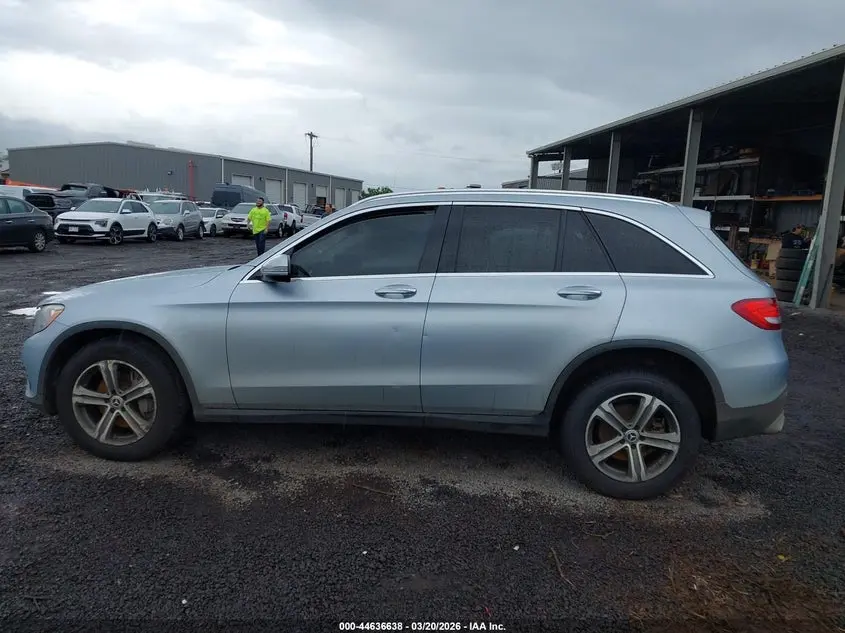 2016 MERCEDES-BENZ GLC 300  