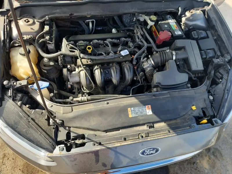 2013 FORD FUSION S  