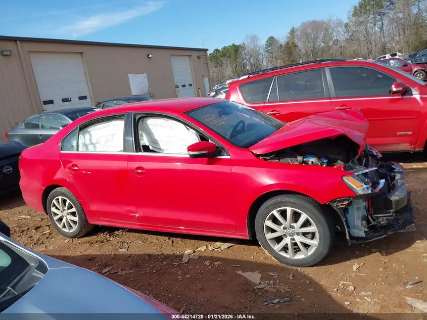 2013 VOLKSWAGEN JETTA SE