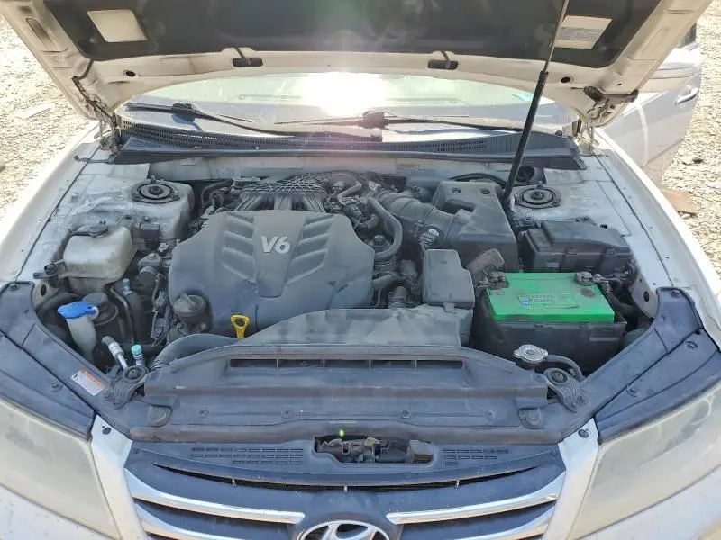 2011 HYUNDAI AZERA LIMITED  