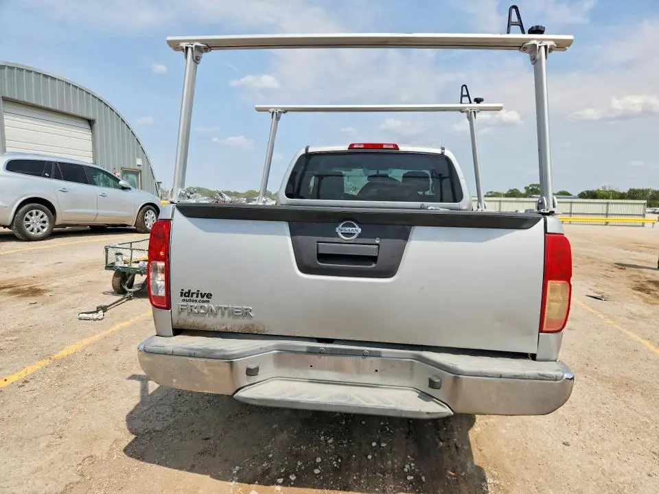 2016 NISSAN FRONTIER S  
