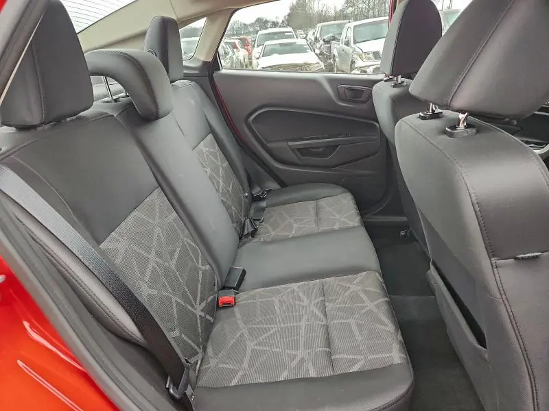 2013 FORD FIESTA SE  