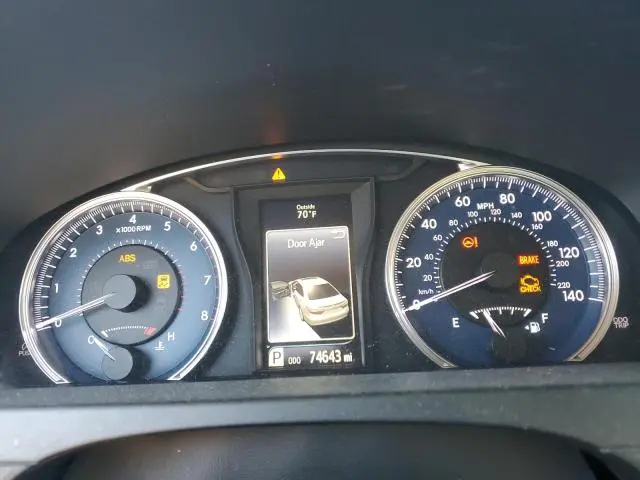 2016 TOYOTA CAMRY LE