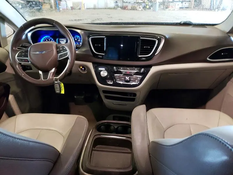 2017 CHRYSLER PACIFICA TOURING L  