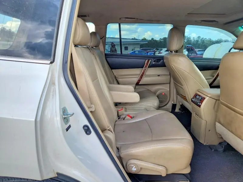 2012 TOYOTA HIGHLANDER LIMITED  