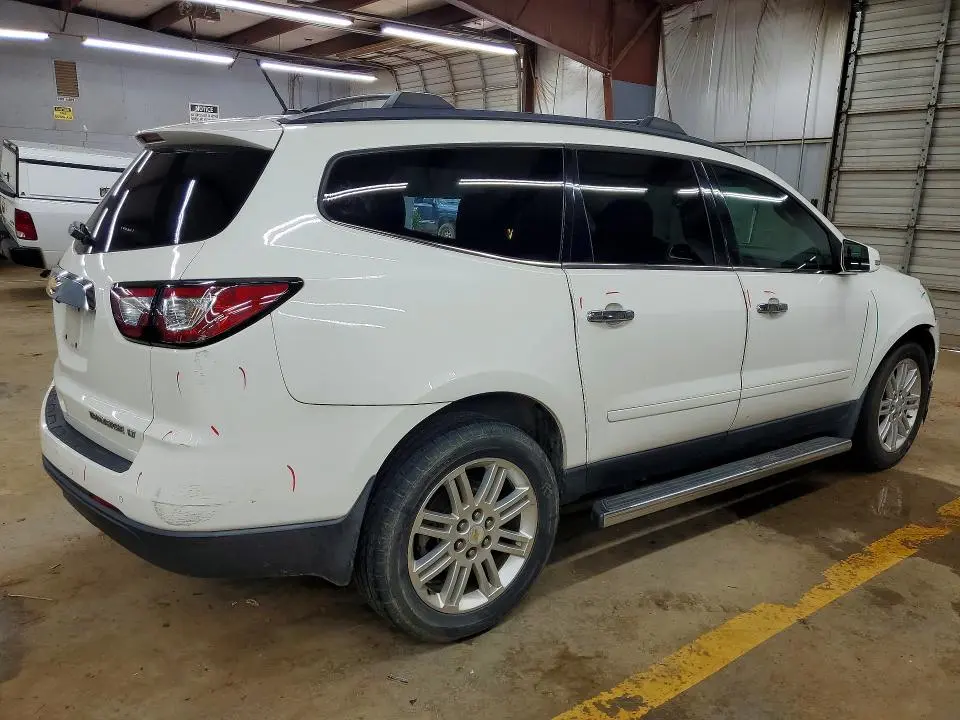 2015 CHEVROLET TRAVERSE LT  