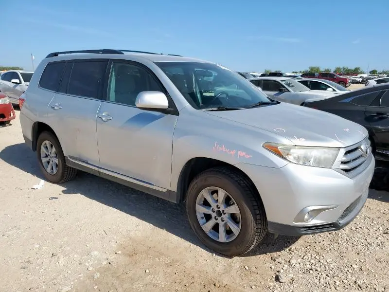 2013 TOYOTA HIGHLANDER BASE  