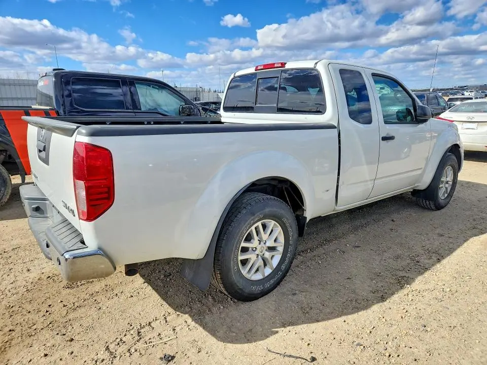 2014 NISSAN FRONTIER SV V6  