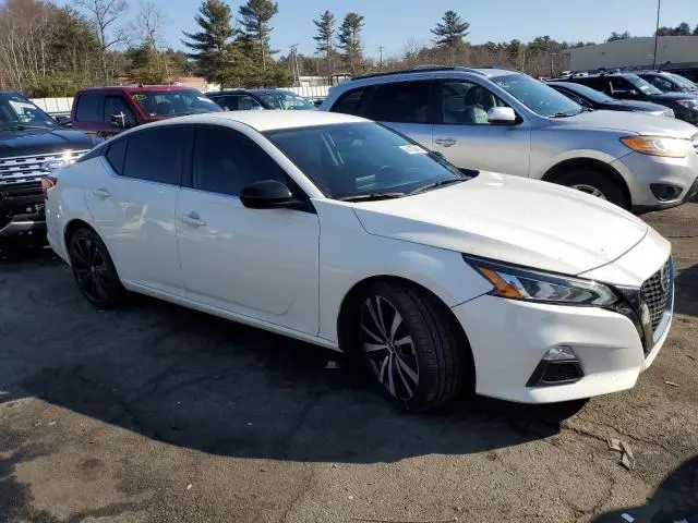 2021 NISSAN ALTIMA SR  