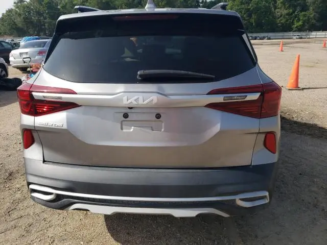 2022 KIA SELTOS EX  