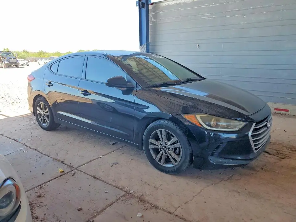 2018 HYUNDAI ELANTRA SEL  