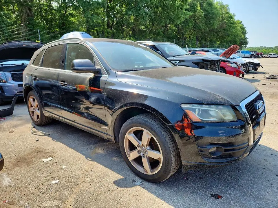 2010 AUDI Q5 PREMIUM PLUS  