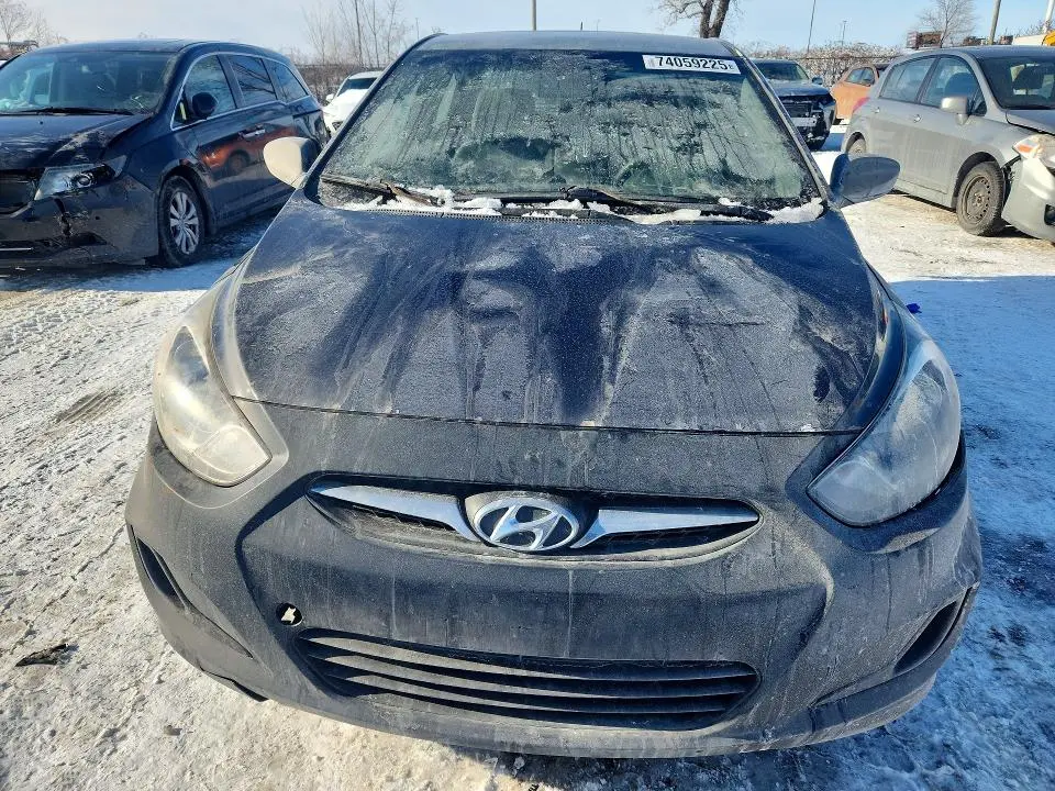 2012 HYUNDAI ACCENT GLS  