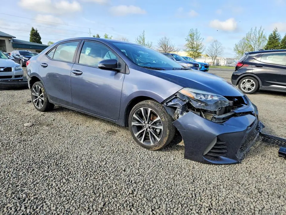 2017 TOYOTA COROLLA SE  