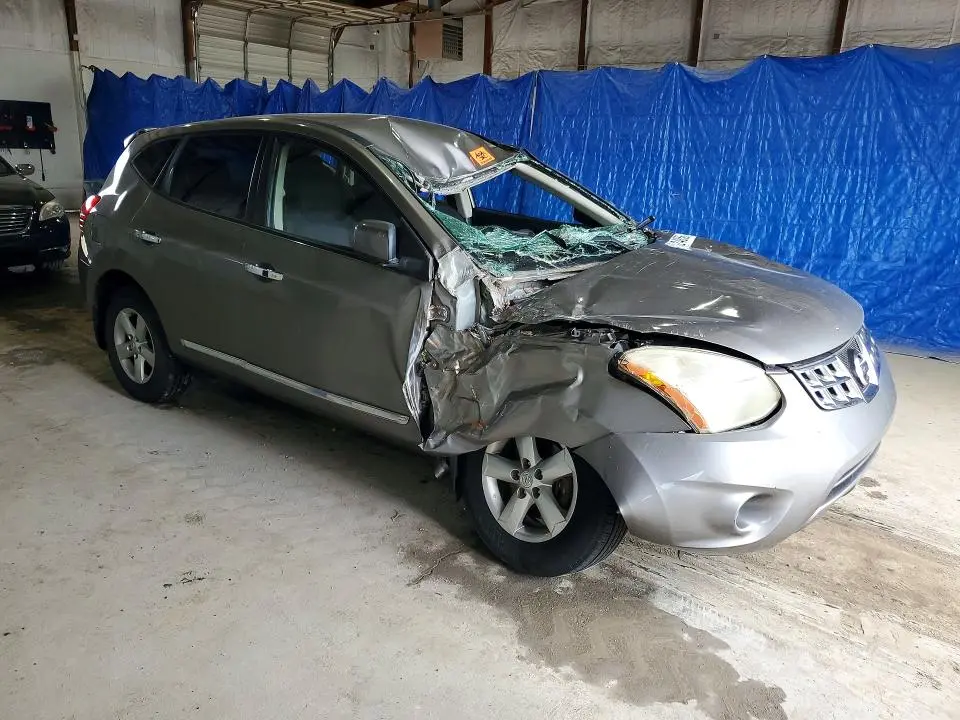 2013 NISSAN ROGUE S  