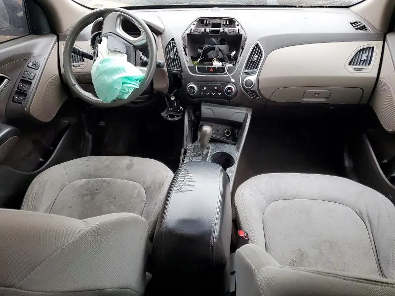 2010 HYUNDAI TUCSON GLS  