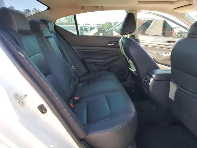 2019 NISSAN ALTIMA SL  