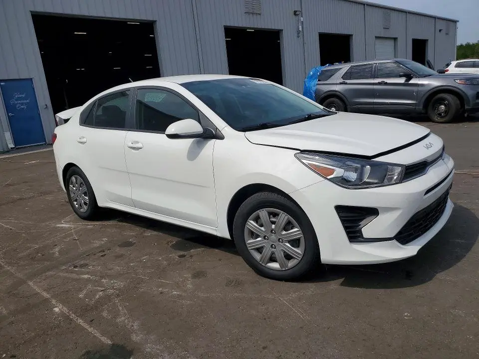 2023 KIA RIO S  